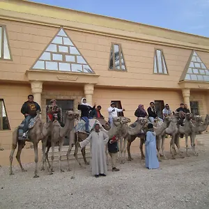 3* Otel Pyramids &